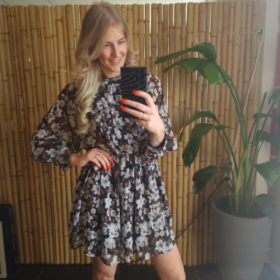 Dress flower zwart Dress flower zwart