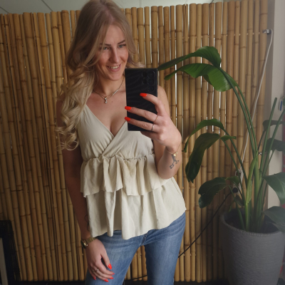 Ruffle top kim beige
